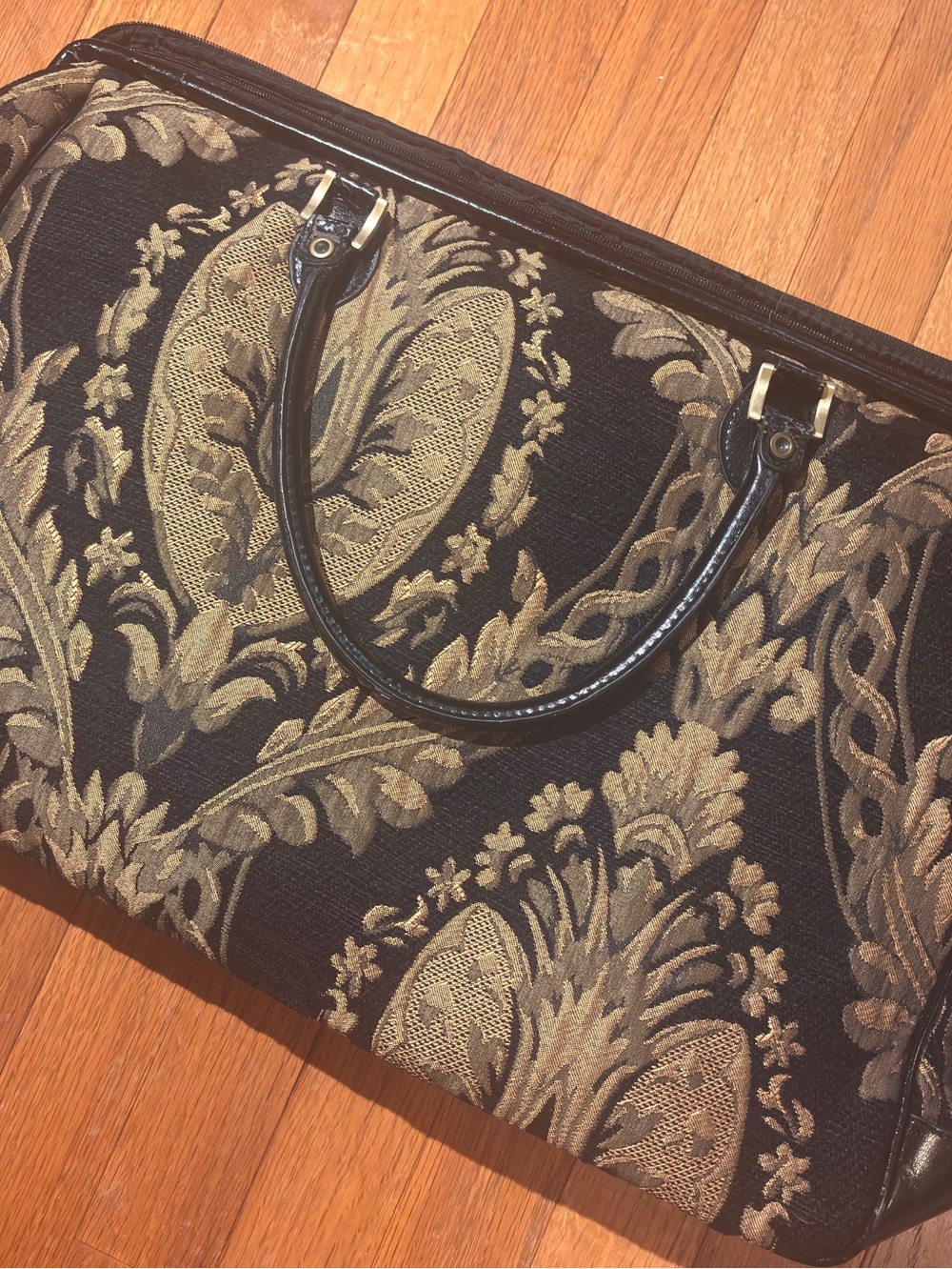Vintage Bueno Tapestry Carpet Bag Weekender Tote in Black & Brown Travel Bag